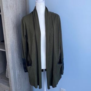 Market & Spruce XL olive cardigan with faux leather detail on pockets and cuffs